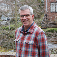 Portrait photo of Fr. Mike Bayard, S.J.